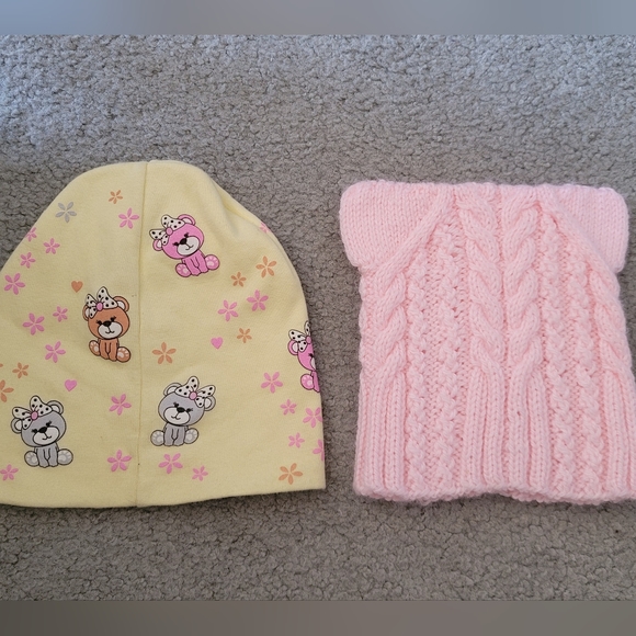 Toddler girls 18-24M Lot of 2 Hats Knit Beanie w/cat ears, Light Yellow stretchy - Picture 3 of 9